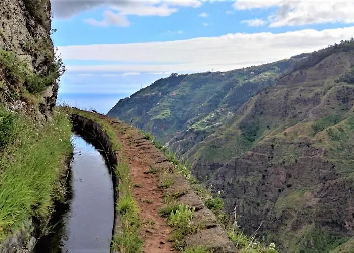 Casa Panorama Sol * Ponta do Sol (Madeira)